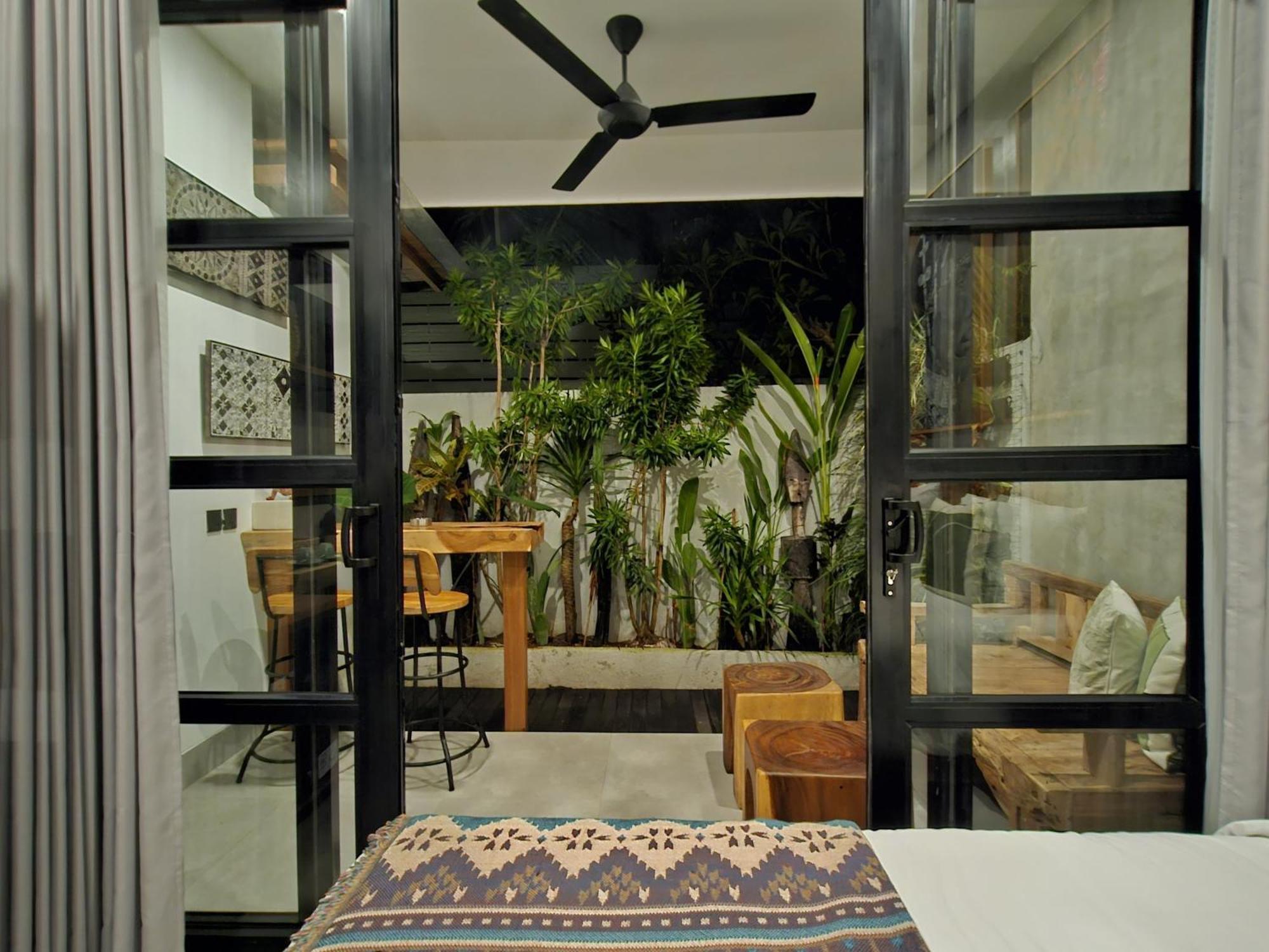 Aparthotel Lila Concept
